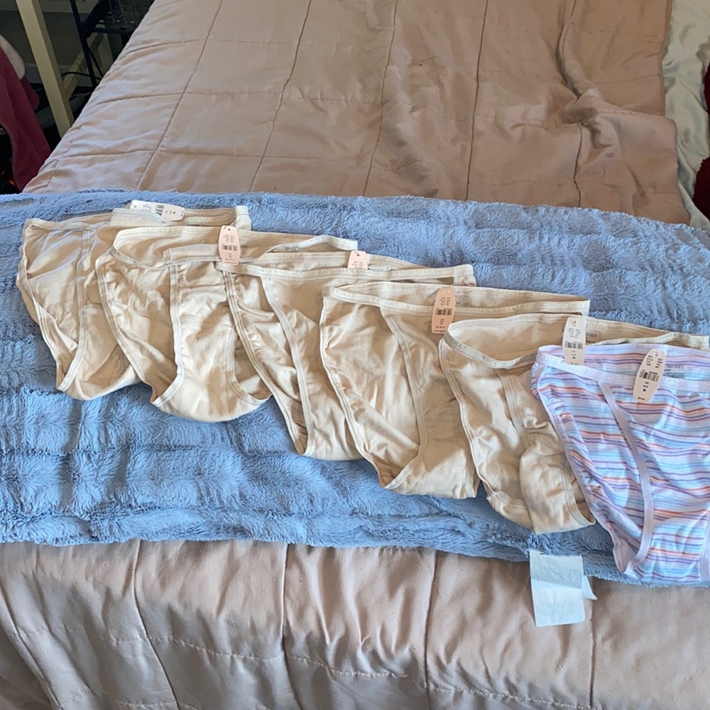 NWT. 6 pair Victoria Secrete string bikini panties